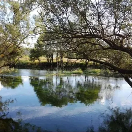 度假居 River Ljubuški